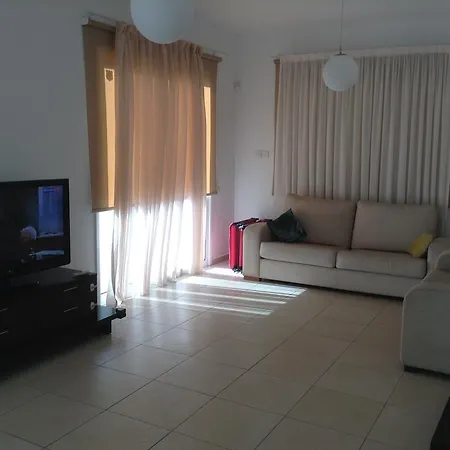 Sunny Beach House Vakantiehuis Limasol